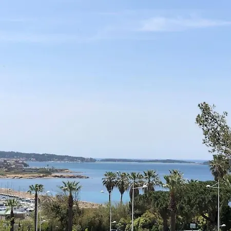 T2 Vue Mer, Piscine Et Stationnement. *