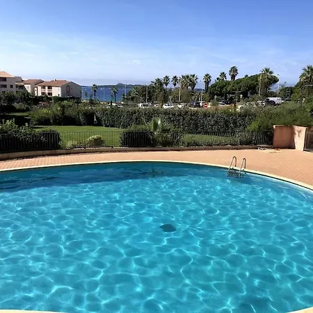 T2 Vue Mer, Piscine Et Stationnement. Lejlighed